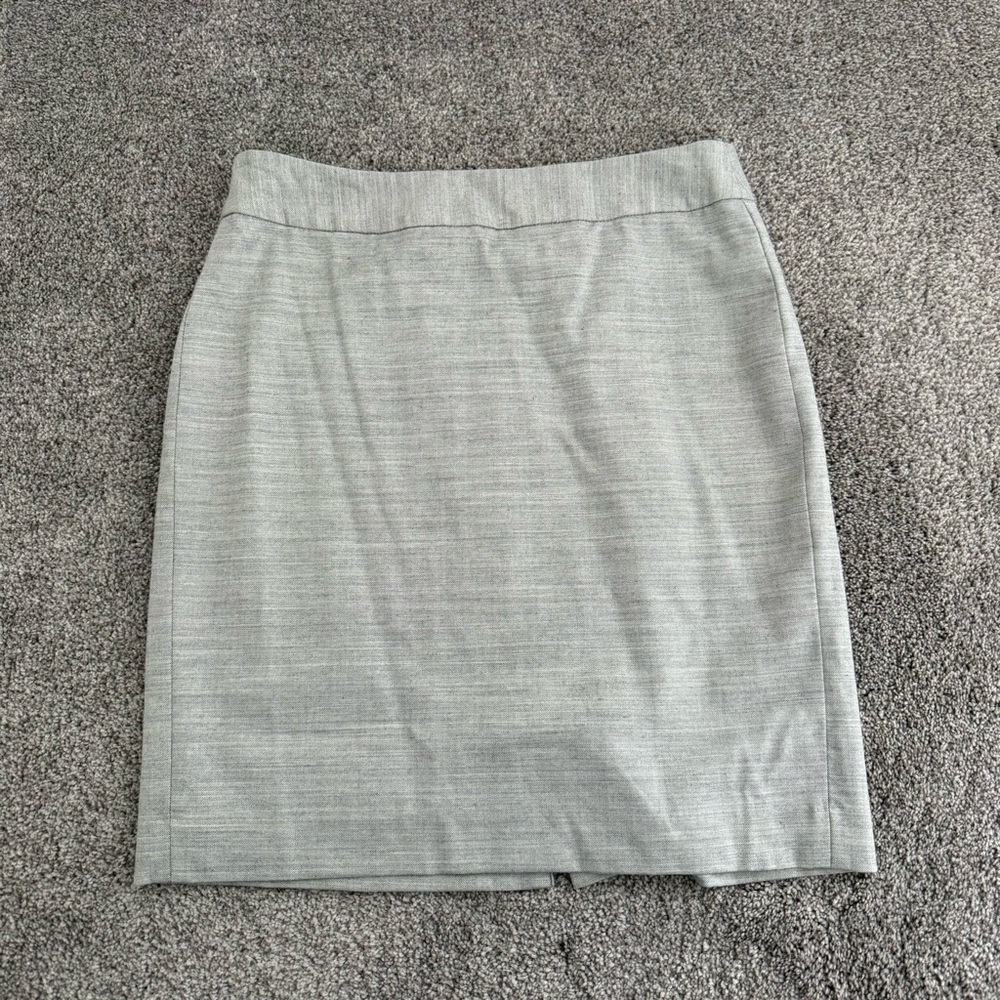 Last Chance-Banana Republic Light Gray Pencil Skirt
